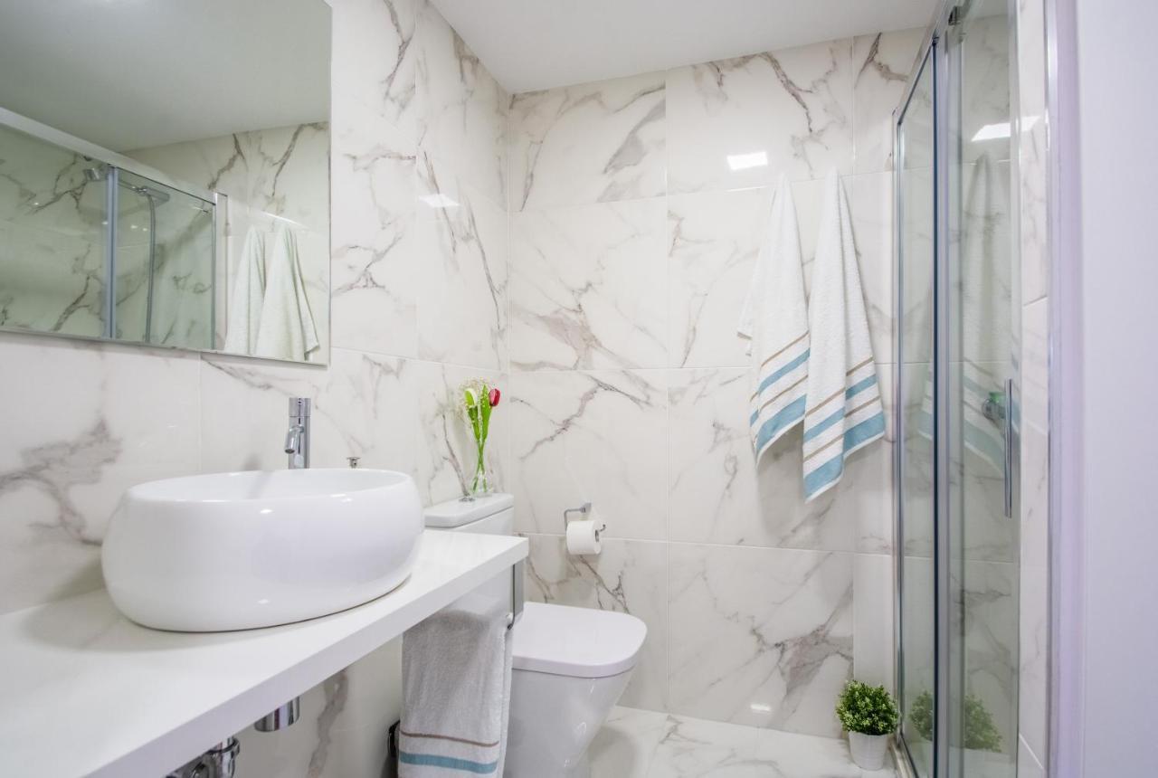 Апартаменти Esmeralda, Pet Friendly, Sea View, Wifi, Near The Beach Ла-Кала-де-Міхас Екстер'єр фото